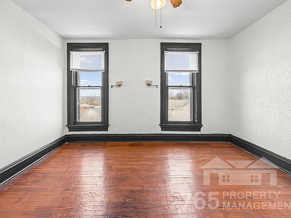 5th image of 1417 Columbia St #3