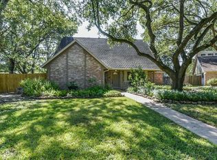 10411 Summerhill Dr, Houston, TX 77070