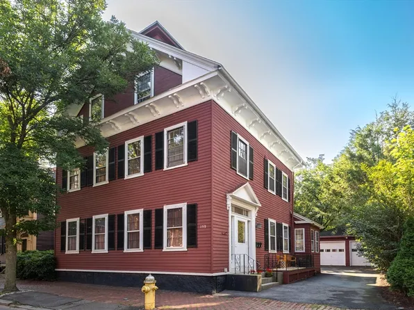 159 Federal St #2, Salem, MA 01970