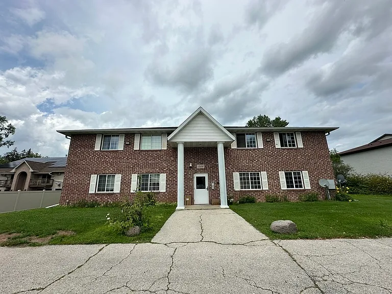1508 Western Ave #6 — Photo 4