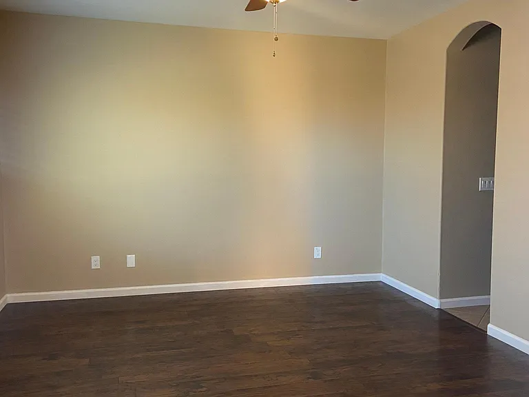 1317 Garfield Ave — Photo 24