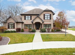 2204 W Augusta Dr, Dunlap, IL 61525