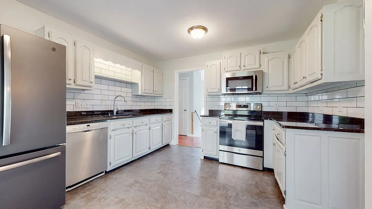 Building Photo - 1504 Potter Dr