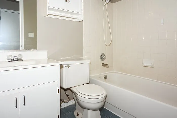 6405 Kellum Dr — Photo 11