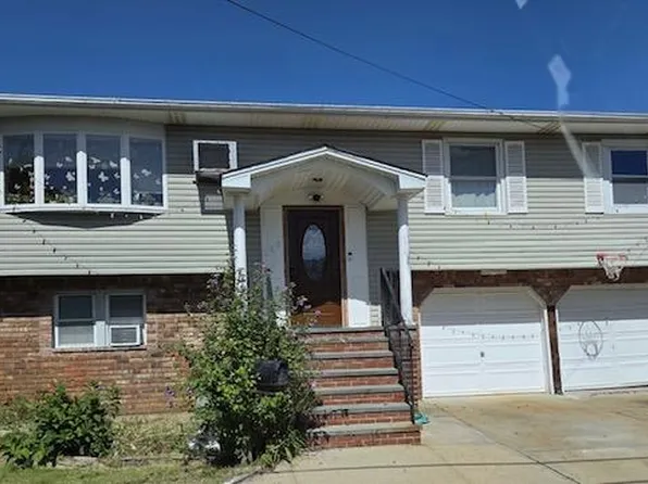 169 Meister Boulevard, Freeport, NY 11520