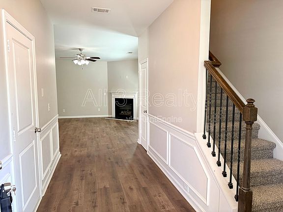 2nd image of 7766 Flyaway Rd