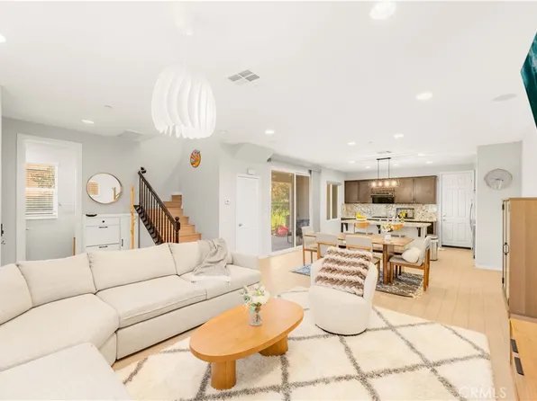 7169 Logsdon Dr, Corona, CA 92880