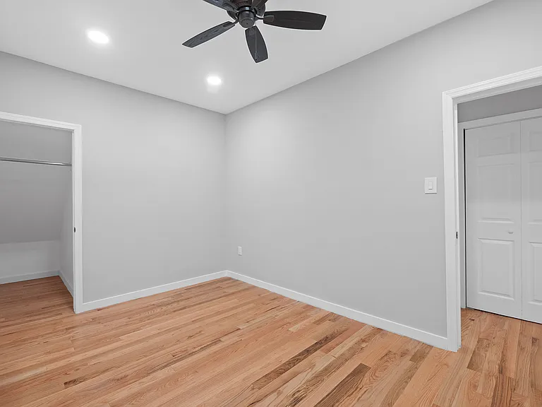 189 Clerk St #1 — Photo 11