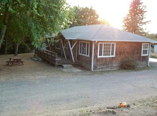 179 Binder Rd, Elkton, OR 97436