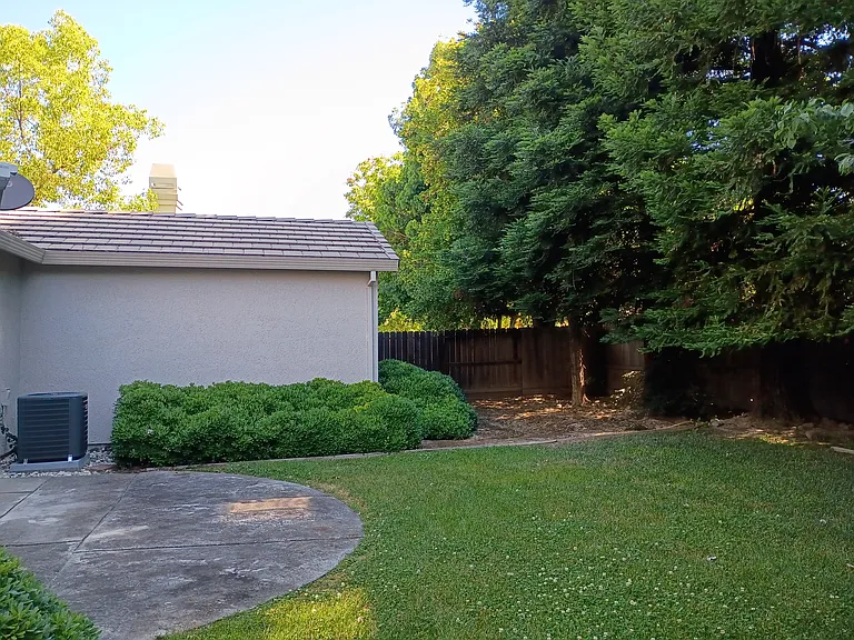 549 Cascade Dr — Photo 19
