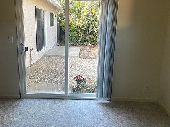 5th image of 152 Caymus Ct