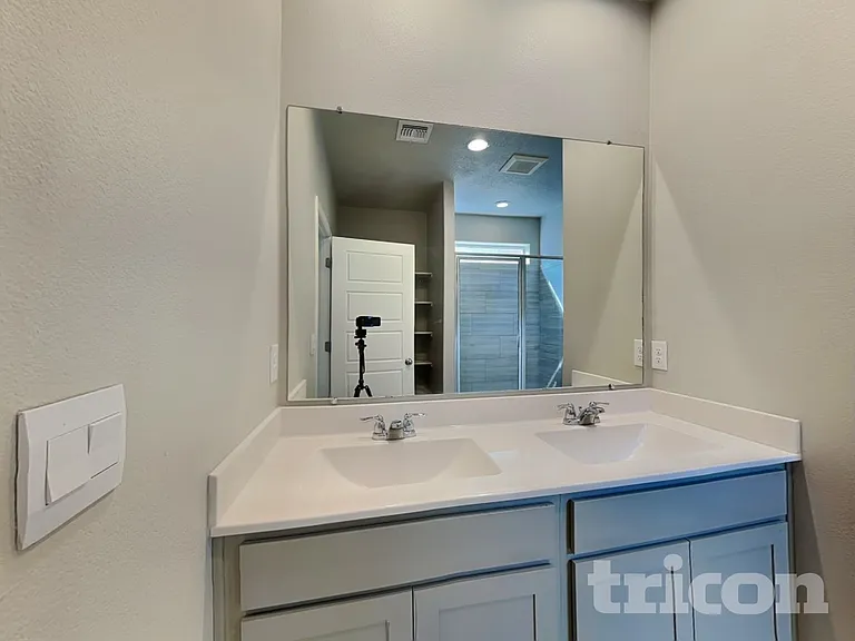 4872 Blackburn Rd NE — Photo 6