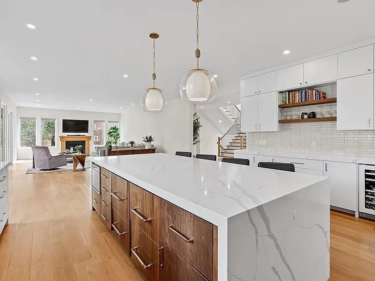 5 Colonial Rd #5 — Photo 8