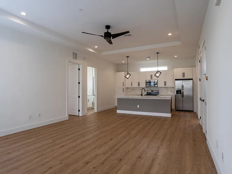 1518 Minnesota Ave #3 — Photo 10