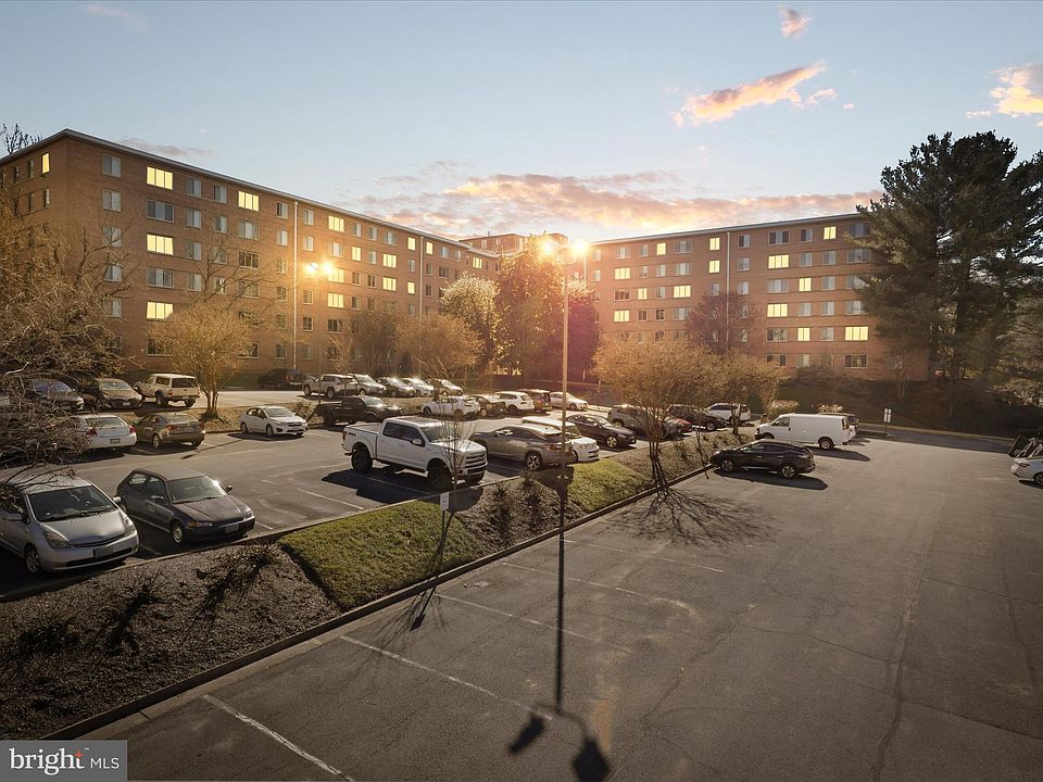 1st image of 3000 Spout Run Pkwy APT A206