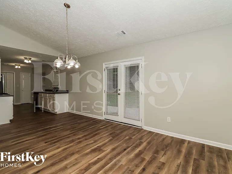 3765 Willow Ridge Rd — Photo 5