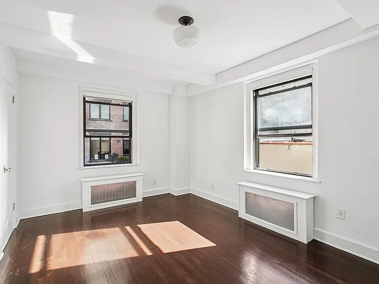 253 W 72nd St #503 — Photo 13