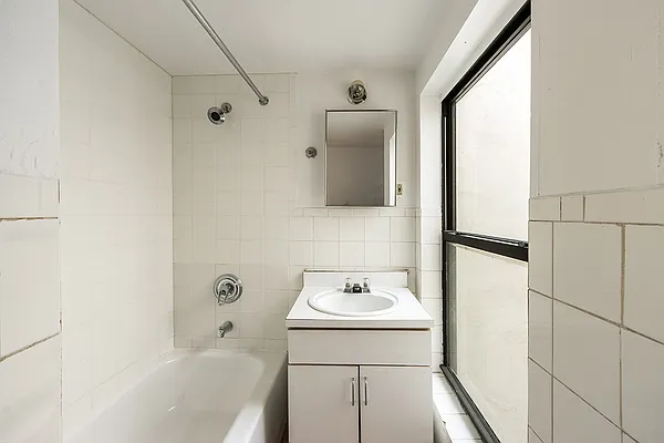 Rented by Compass | media 4