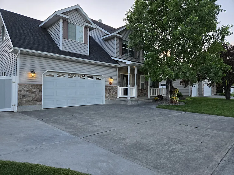 3840 Shadow Mountain Trl — Photo 1