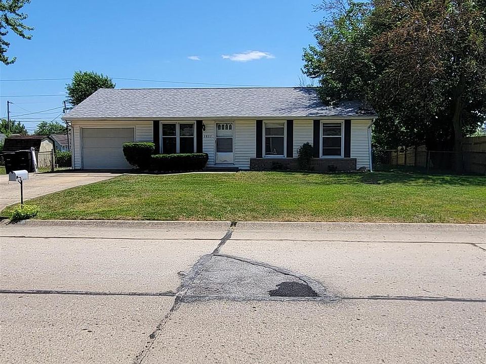1st image of 3837 Harper Dr
