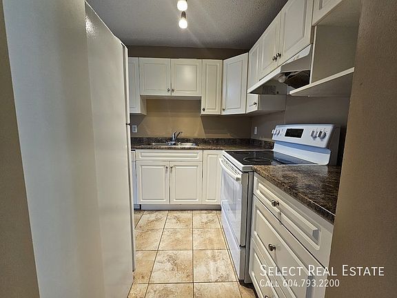 5th image of 46260 Harford St #8