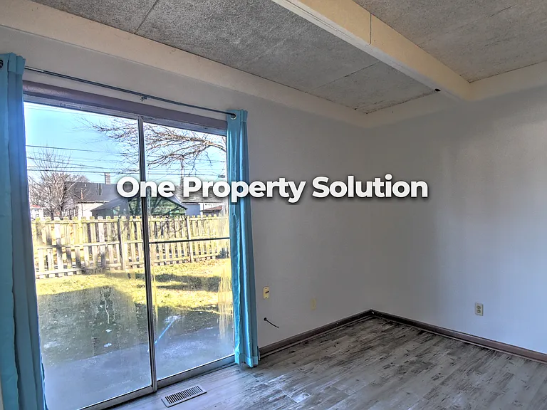 1335 E Logan St #1335 — Photo 10