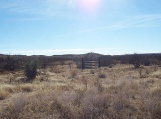 14225 S Grey Bear Rd, Willcox, AZ 85643