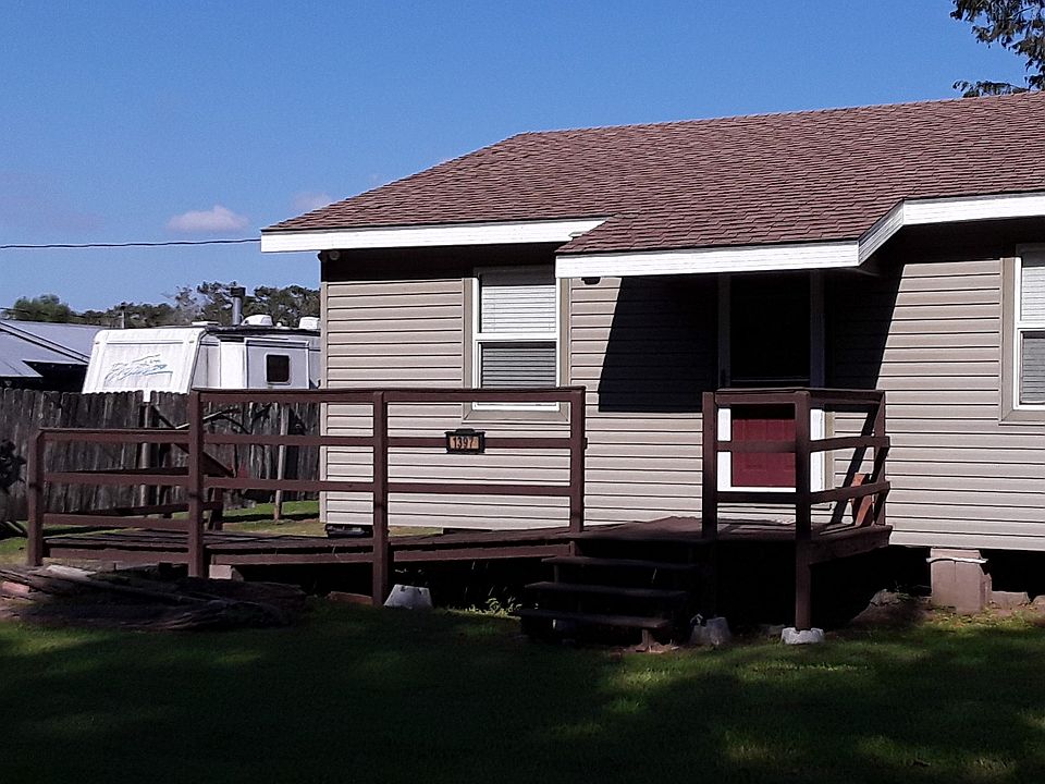 Front of cabin