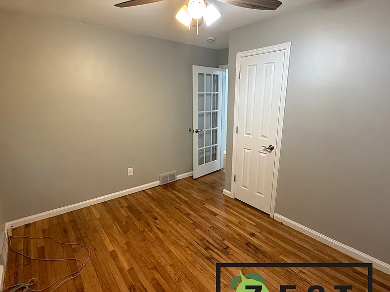 24601 Andover Dr — Photo 4