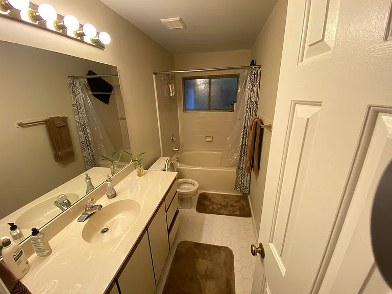 6111 Sunpointe Dr #201 — Photo 24