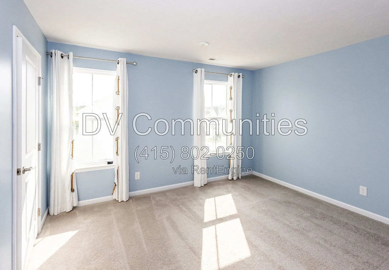 3 bed, 4.0 bath, 2465 sqft, $3,100 — Photo 2