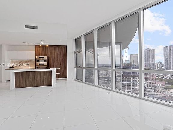 3rd image of 851 NE 1st Ave #2102