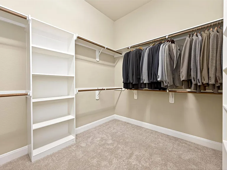 14 S Sawbridge Cir — Photo 35