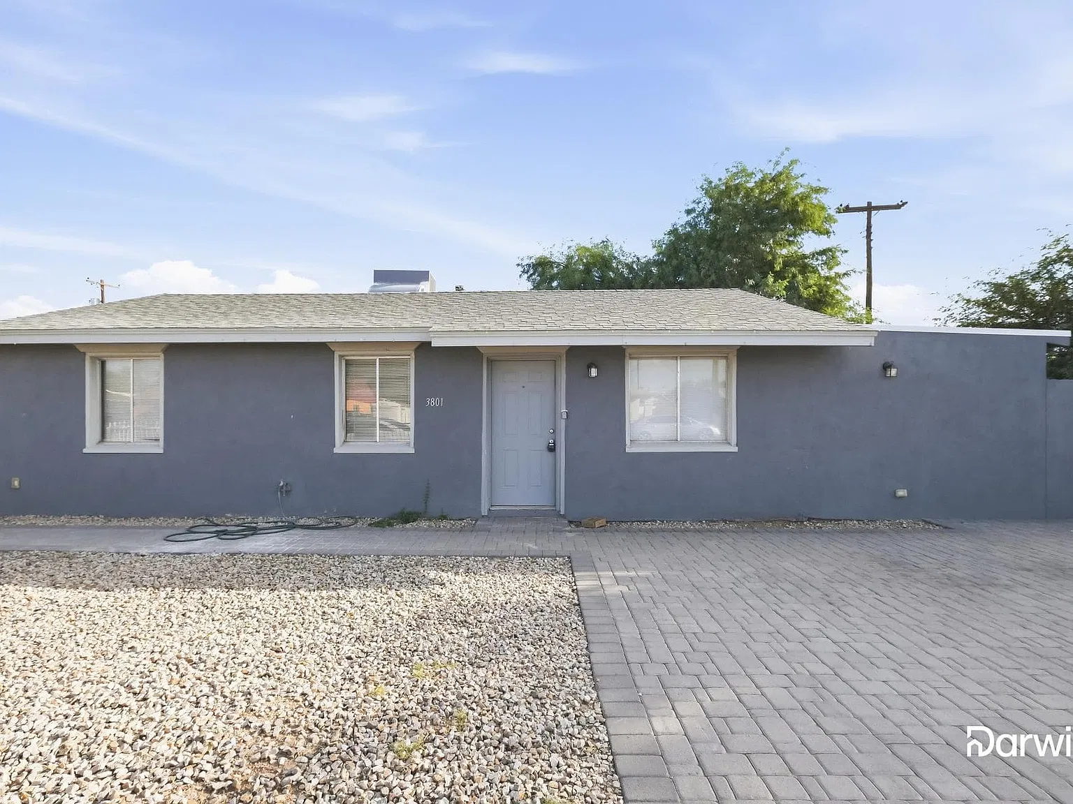 4 bed, 2.0 bath, 1310 sqft, $1,820 — Photo 1