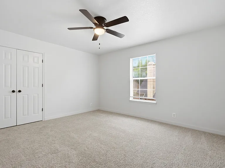 3027 E 89th Pl S — Photo 25