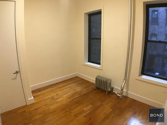 Rented by Bond New York | media 7