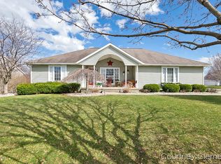 6178 Sheldon Oak Dr, Hudsonville, MI 49426