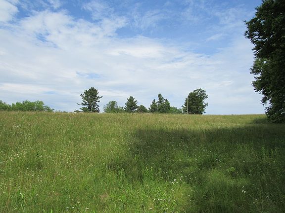 4th image of Groundhog Mountain Rd