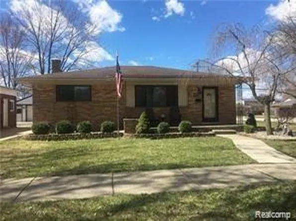 8357 Randy Dr, Westland, MI 48185