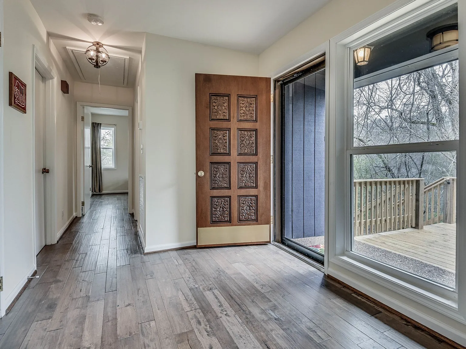 3 bed, 1.5 bath, 1583 sqft, $3,200 — Photo 4