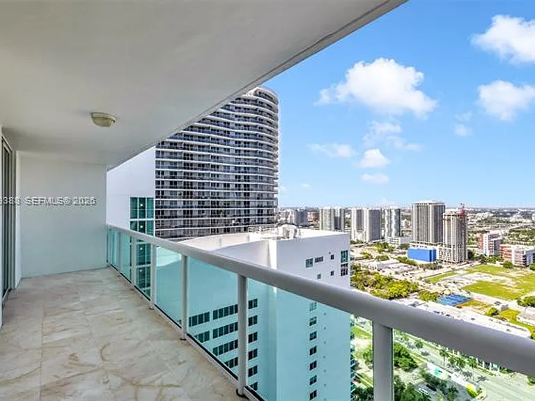 1800 N Bayshore Dr #4208 — Photo 23