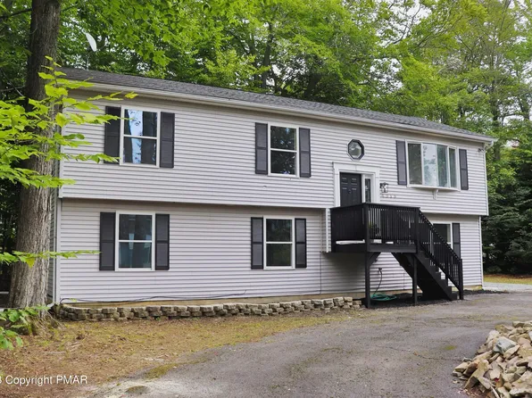 1171 Trapper Ln, Pocono Summit, PA 18346