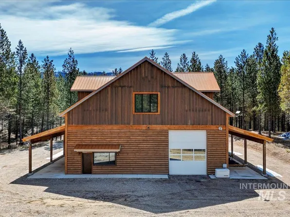 9512-9516 Packer John Rd, Cascade, ID 83611