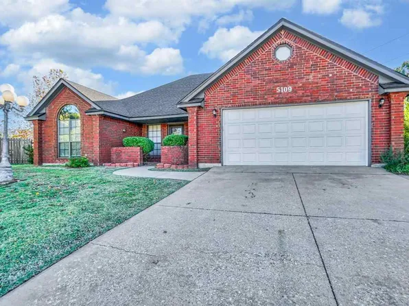 5109 NE Bell Ave, Lawton, OK 73507