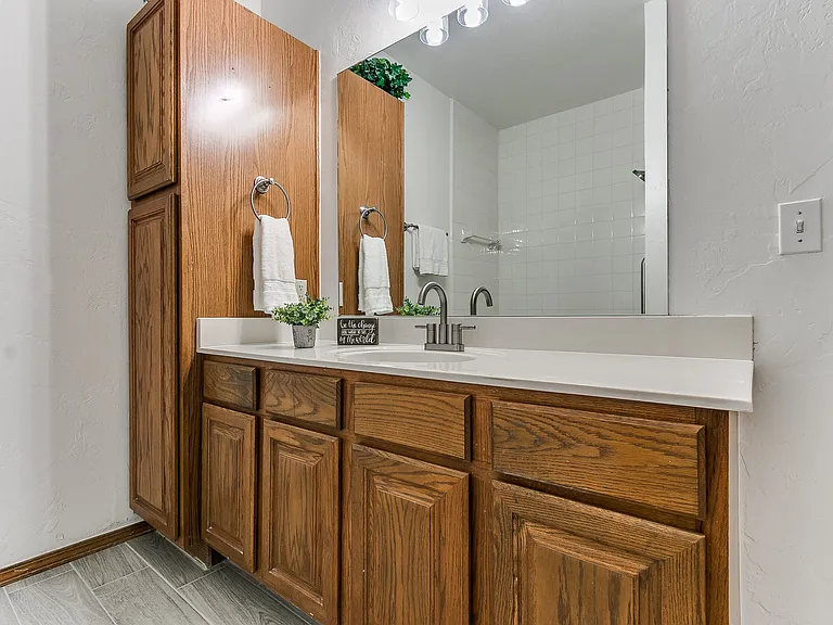 6439 Masons Dr — Photo 12