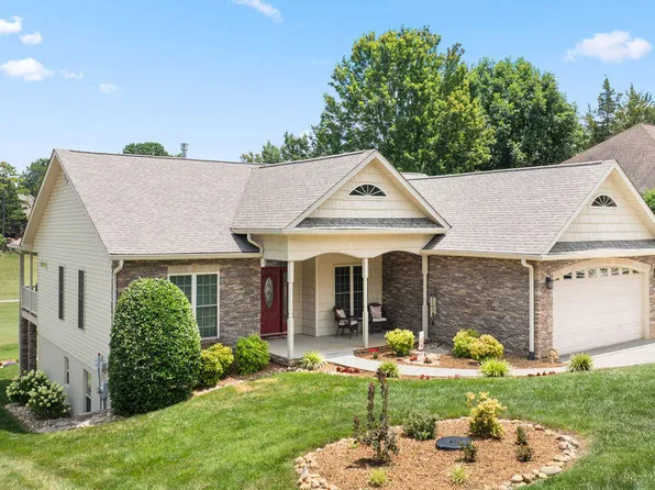 422 Wewoka Cir, Loudon, TN 37774