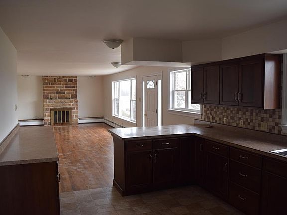 All new kitchen and flooring