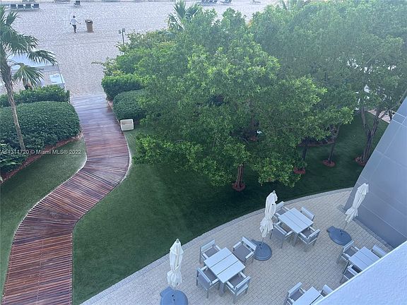 3rd image of 17121 Collins Ave APT 4306