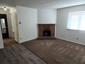 5001 Point Bluff - B, 5001 Point Bluff - B