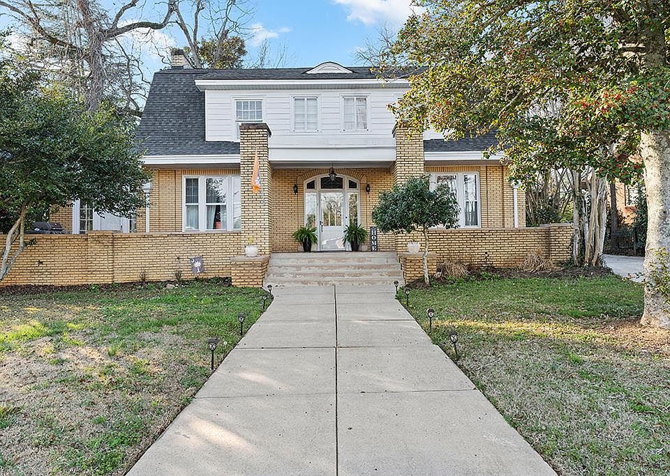 107 Greenville St, Abbeville, SC 29620 Zillow